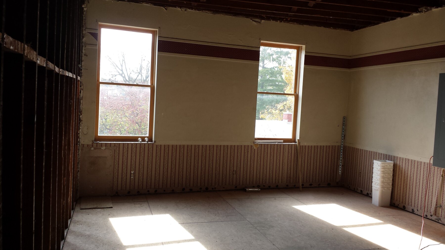Hotel Audubon before renovation